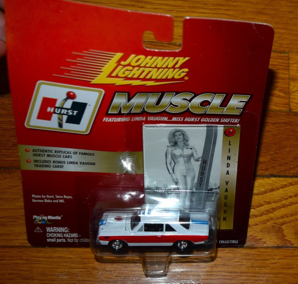 Johnny Lightning Muscle #22 Linda Vaughn, ‘69 Hurst SC/Rambler 1:64